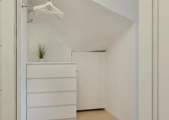 Lovely 1 Near Basel Апартаменты *